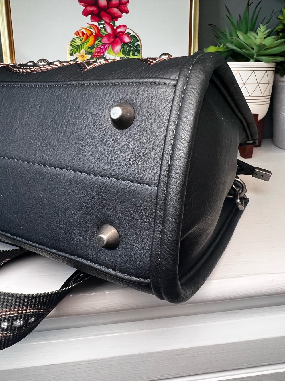 Wrangler Southwestern Tooled Tote Bag Black Faux Leather Western Satchel NWT - Picture 7 of 11